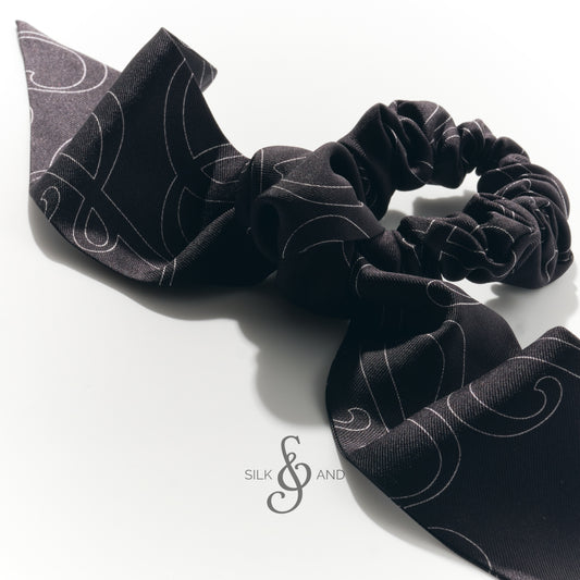 SILK& BOW BLACK