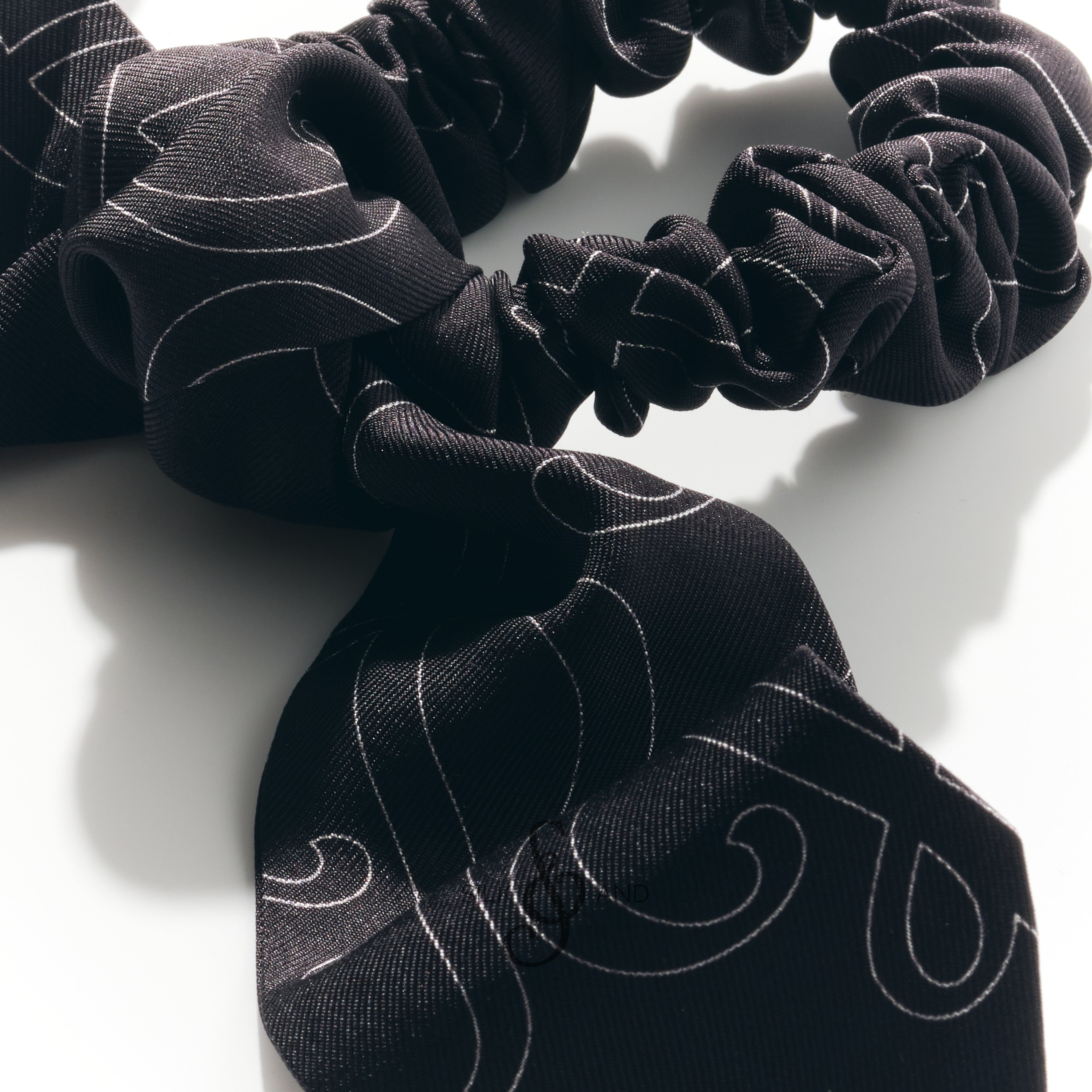 SILK& BOW BLACK