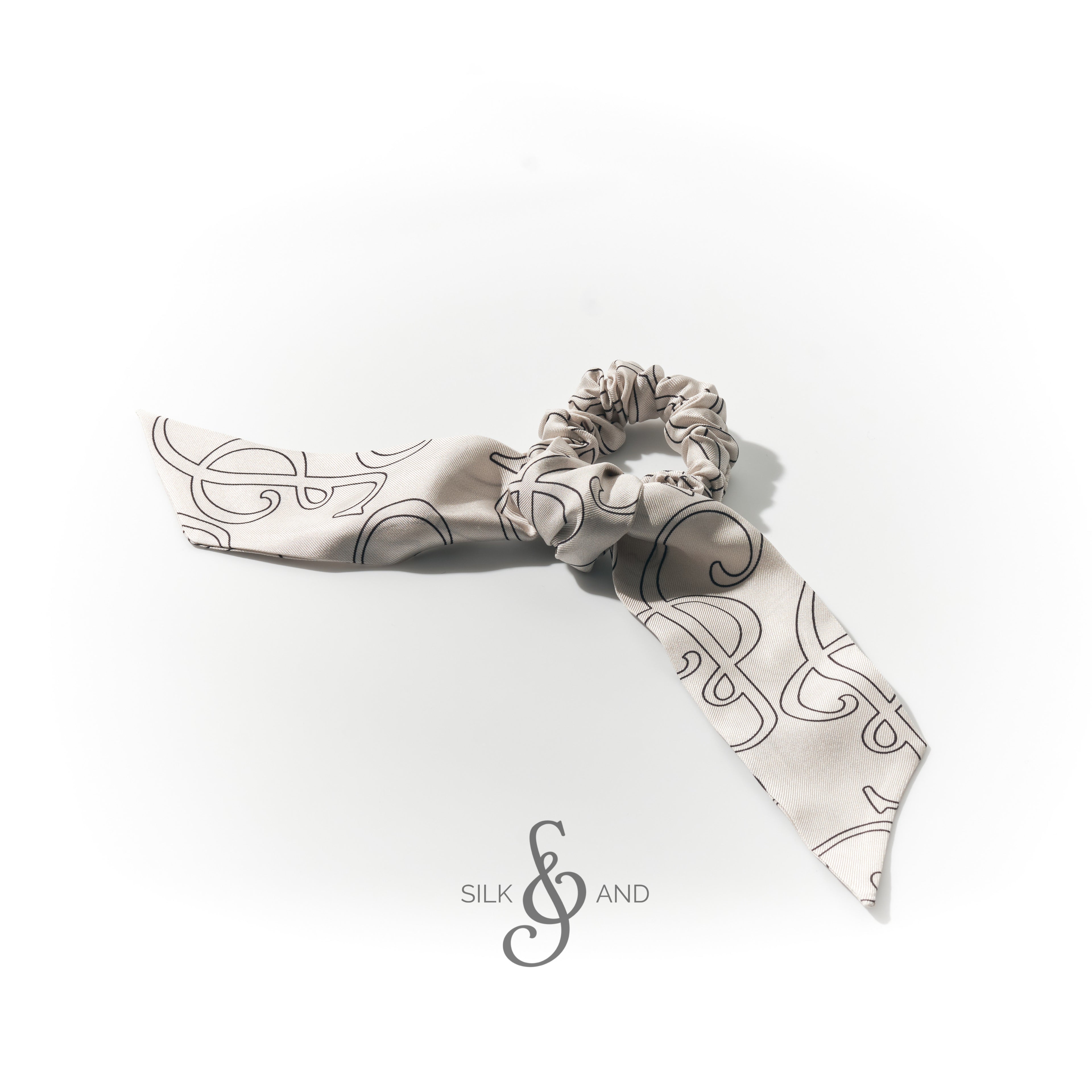SILK& BOW OFF-WHITE