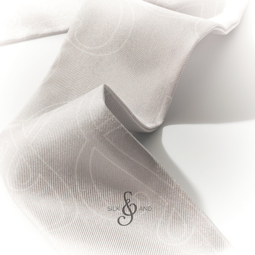 SILK& TWILLY GREY