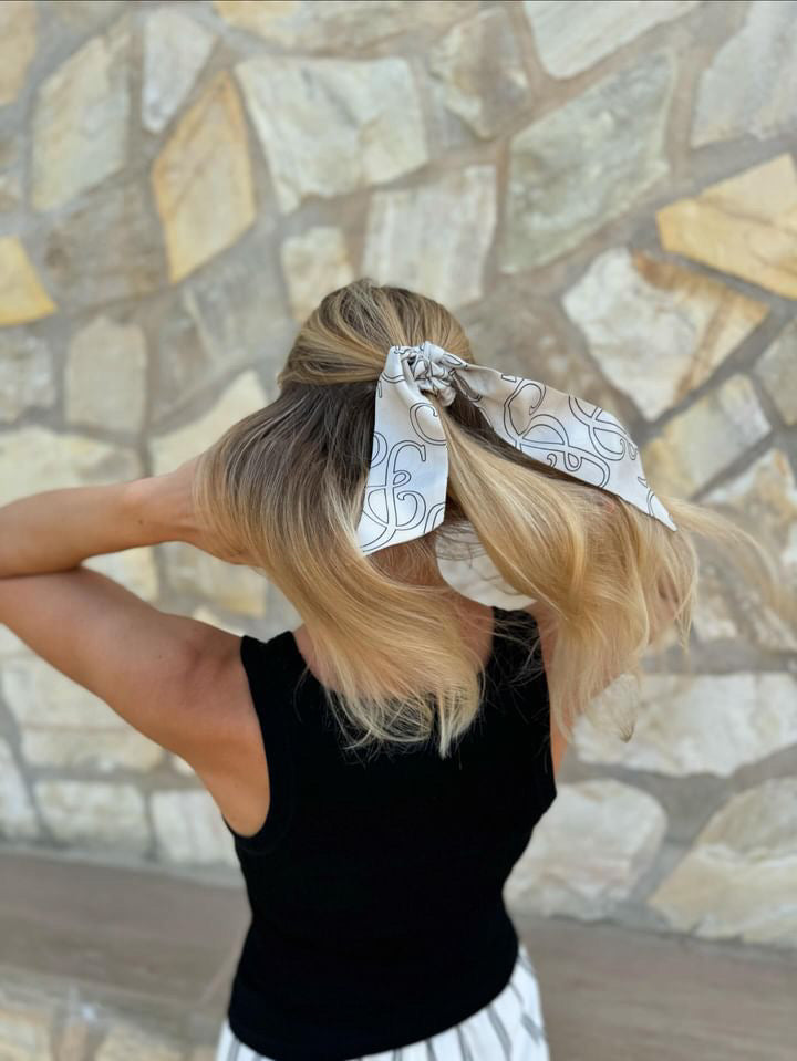 SILK& BOW OFF-WHITE