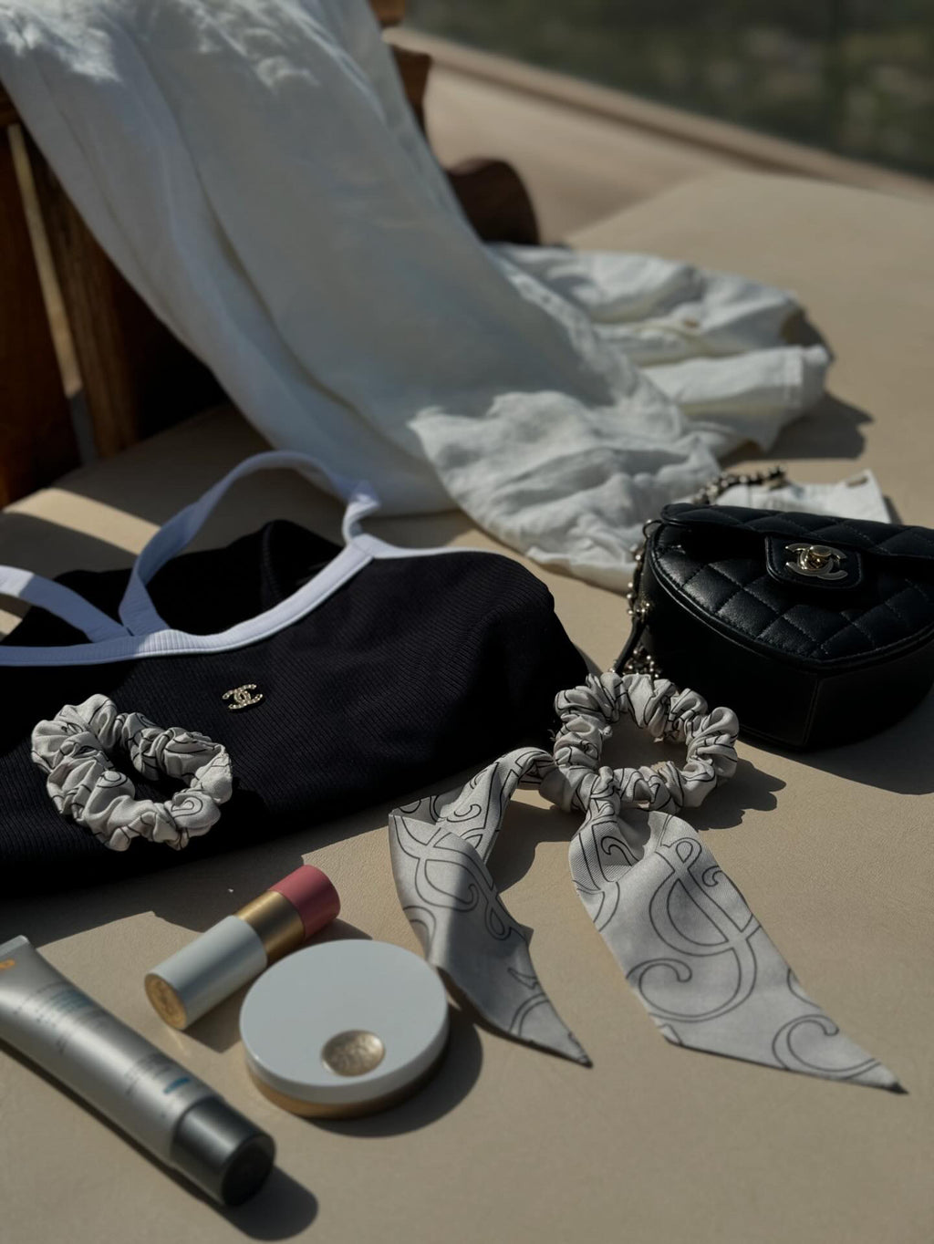 SILK& BOW OFF-WHITE