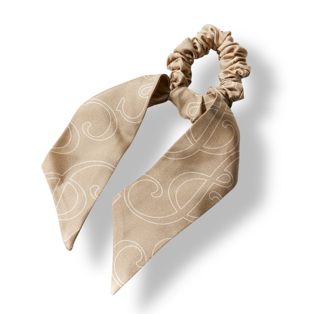SILK& BOW HUMUS
