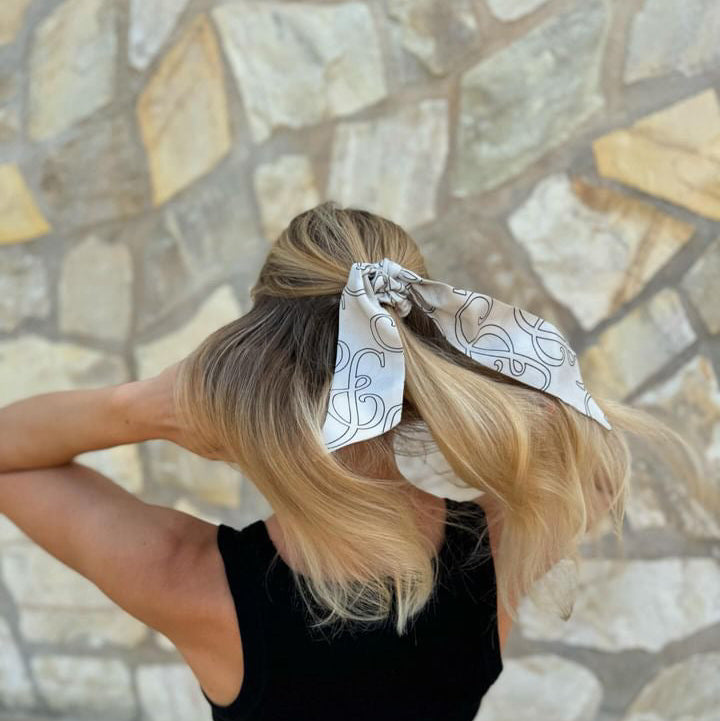 SILKAND Bow Off-White