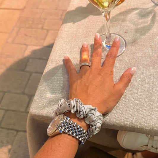 SILKAND Mini Scrunchie Off-White